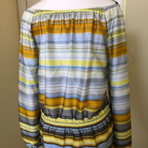 SOLD! Beautiful Soft Multicolor Calvin Klein Top - Picture 4 of 6